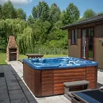 Yellowrush - Yellowtop Country Park - Hot Tub - Yorkshire Villa Selby
