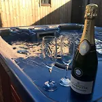 Villa Yellowrush - Yellowtop Country Park - Hot Tub - Yorkshire *