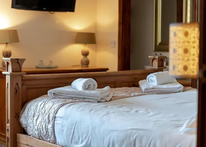 Yellowrush - Yellowtop Country Park - Hot Tub - Yorkshire * Selby