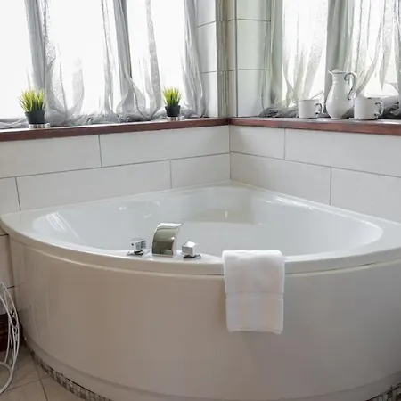 Yellowrush @ Yellowtop Villa *